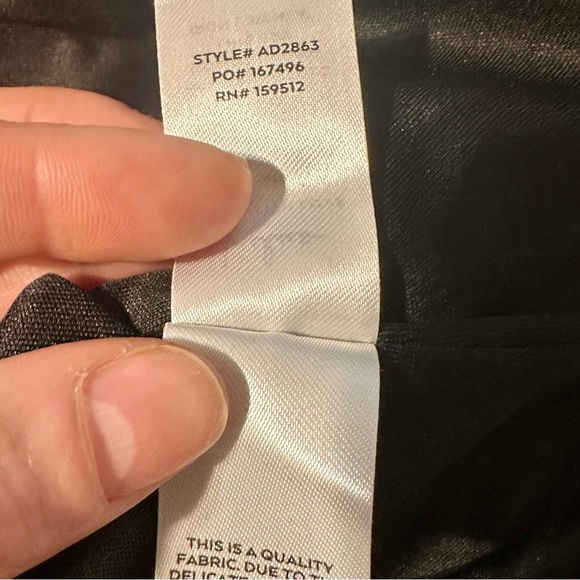 Endearing Elegance Black Satin Long Sleeve Maxi Dress
Lulus ‼️NWT‼️ - Picture 16 of 16